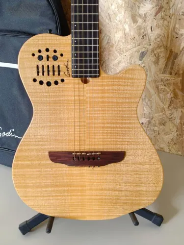 Godin ltd acs sa maple 