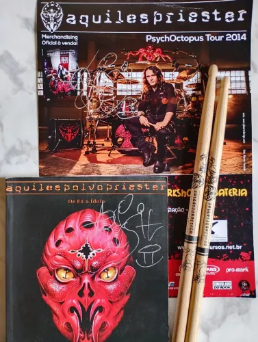Aquiles Priester Livro, Poster e Baquetas