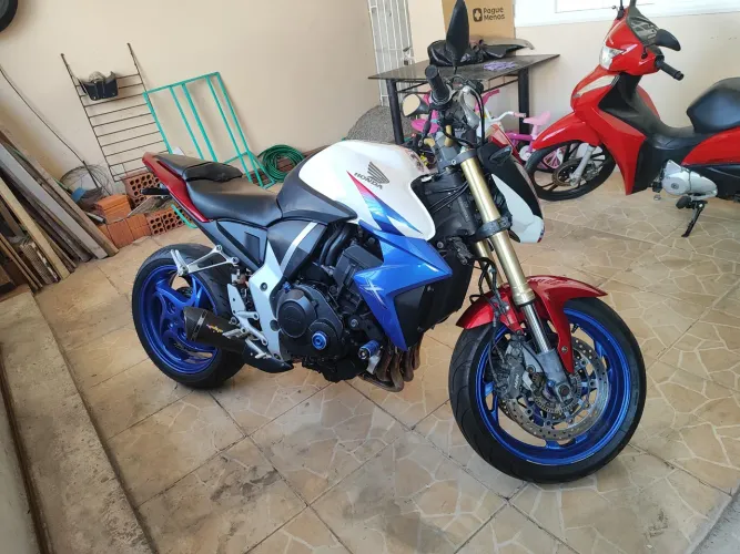 HONDA CB 1000R 2013 ABS (CAPITÃO AMÉRICA)
