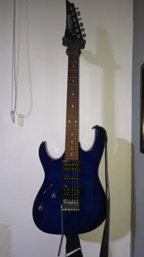 Guitarra Ibanez Gio rgx70qa(Canhoto)
