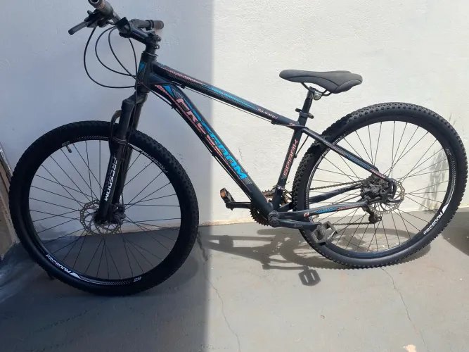 Bicicleta Freedom aro 29/ Relação Shimano