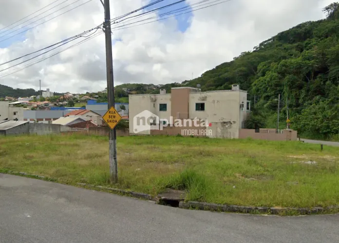 Terreno para à venda, no Bairro Forquilhinha, São José-SC. Com Tamanho de 531,44 Metros.