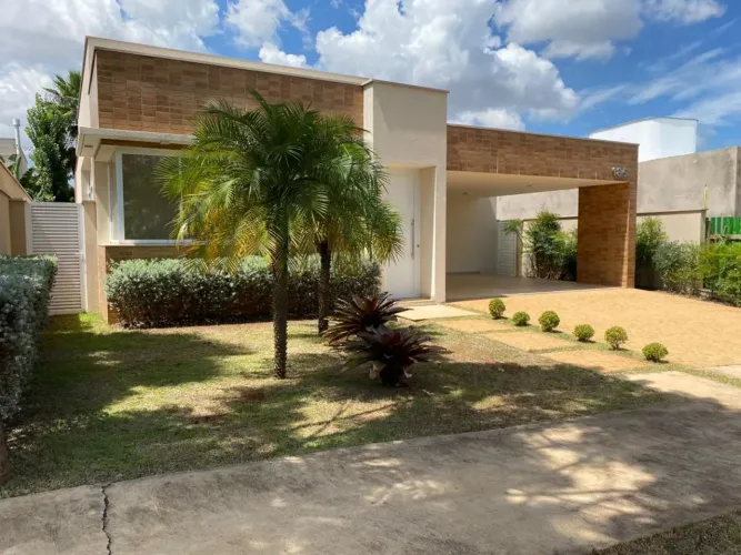 Casa para alugar no condomínio Alphaville