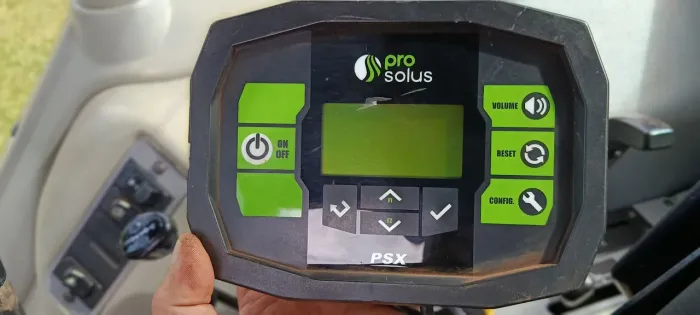 Inoculador de sulco com sensor de semente aceita proposta