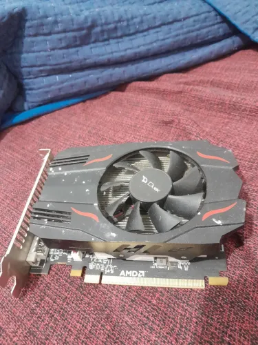 Placa de video AMD Radeon Rx 550 4Gb