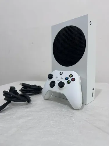 XBOX SERIES S SEMI NOVO COM GARANTIA