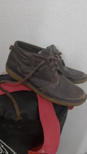Bota de couro oxto Tam:41
