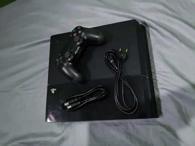 Ps4 fat 1tb versão 12.00
