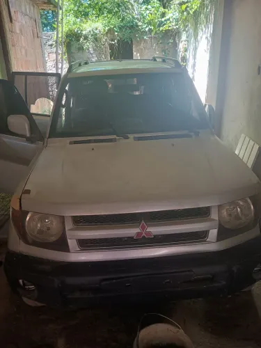 Mitsubishi Pajero IO Mec. 2001