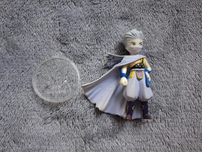 Figura Edge, Final Fantasy IV Trading Arts Mini, original