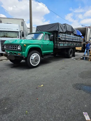 Caminhão Chevrolet A60