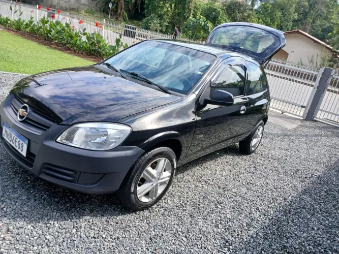 Chevrolet Celta Life/ LS 1.0 MPFI 8V Flexpower 3P 2011