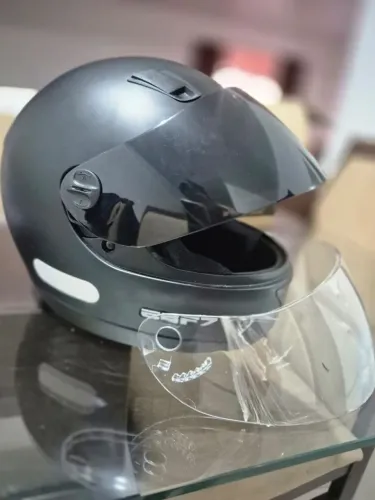 Vendo capacete
