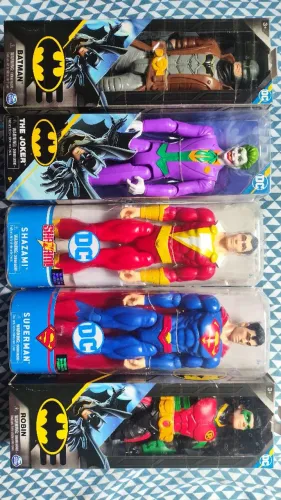 Vendo 5 bonecos DC