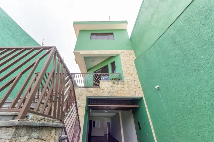 Casa para venda em Vila Prudente com 4 quartos, sendo 2 suítes, 4 vagas, 308m²