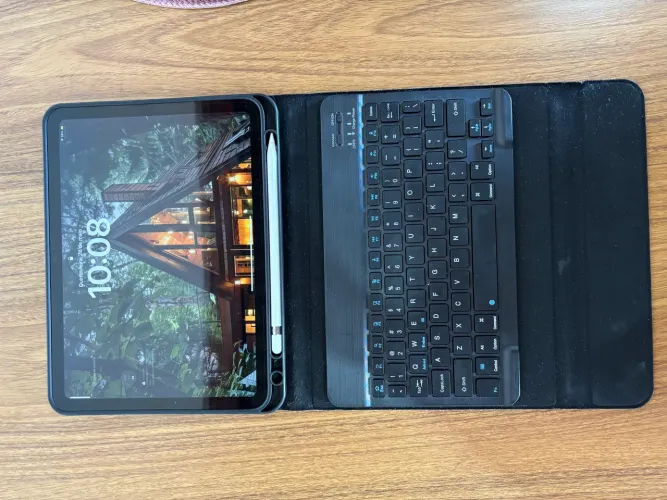 iPad 10ª geração + Apple Pencil + Teclado Magnético / estado de novo