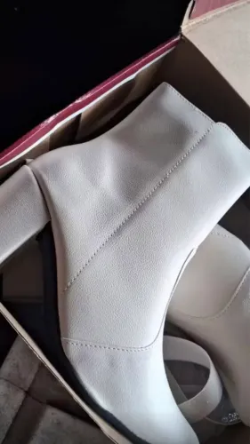 Bota branca