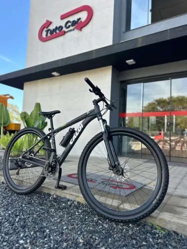 Bike Caloi Aro 29 câmbio 18 marchas