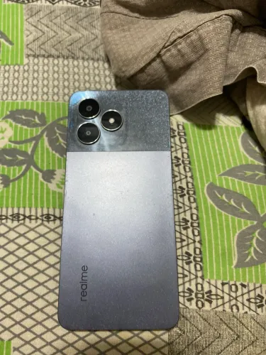 Realme c40
