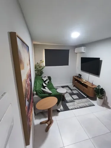 REPASSE todo mobiliado! Há 5 minutos da praia! Porteira fechada!