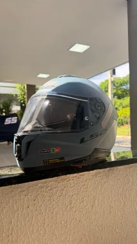 Capacete LS2 tamanho 58