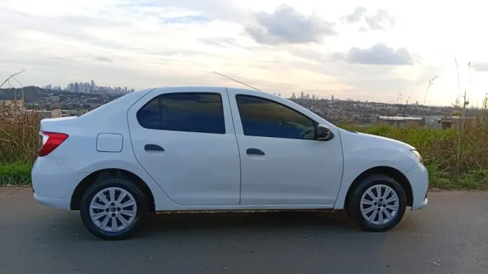 Renault Logan Authentique Flex 1.0 12V 4P 2018