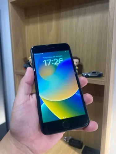 iPhone 8 plus - 64 Gb