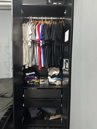 Guarda roupa tok stok