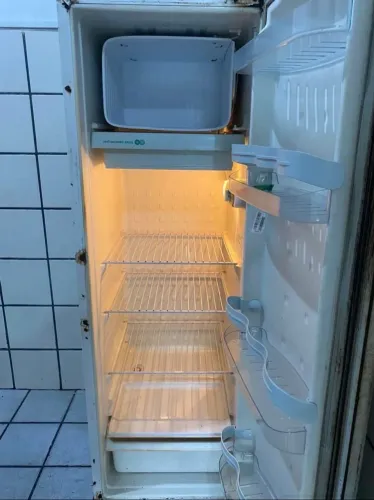 Geladeira cônsul