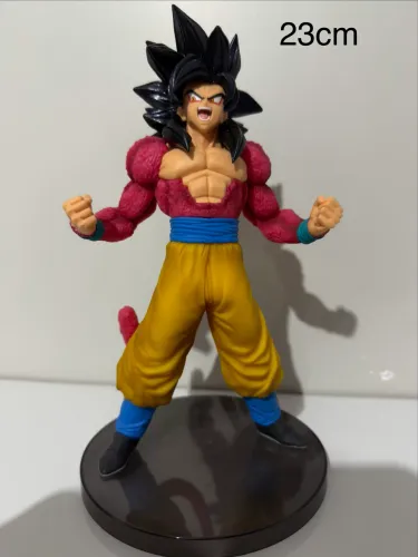 Goku Super Saiyajin 4 
