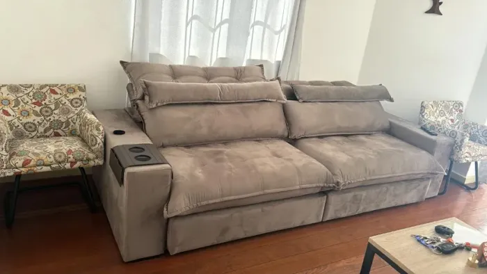 Sofá retratil e inclinável