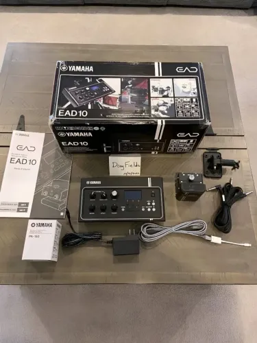 EAD10 YAMAHA(NOVO) NUNCA USADO