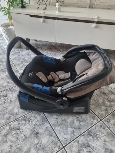 Bebê Conforto Burigotto Touring X + Base