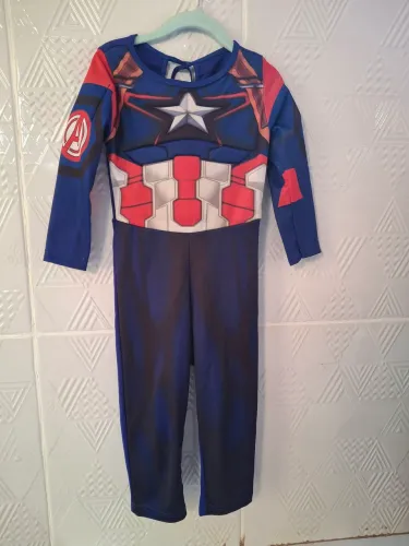 Vendo fantasia infantil do Capitão América TM (P) 