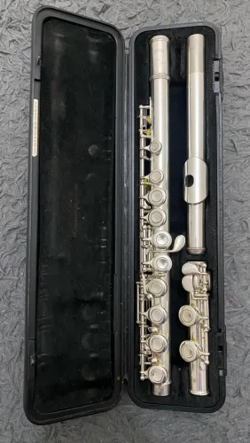 Flauta Yamaha 211