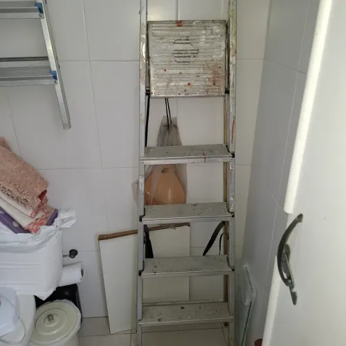 ESCADA DE ALUMÍNIO 5 DEGRAUS
