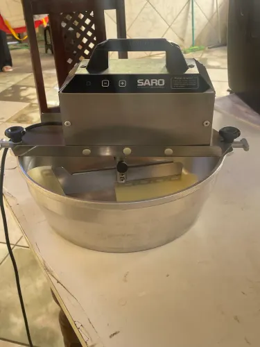 Panela mexedora Saro