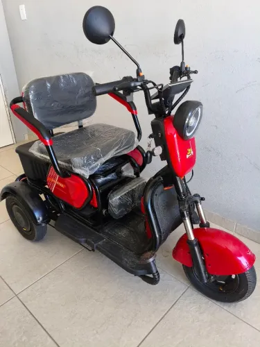 Triciclo Elétrico