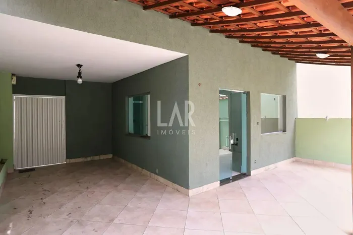 Casa para aluguel, 3 quartos, 3 suítes, 3 vagas, Ipiranga - Belo Horizonte/MG
