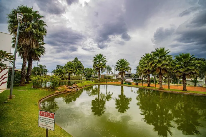Terreno à venda no Condomínio Varanda Sul em Uberlândia