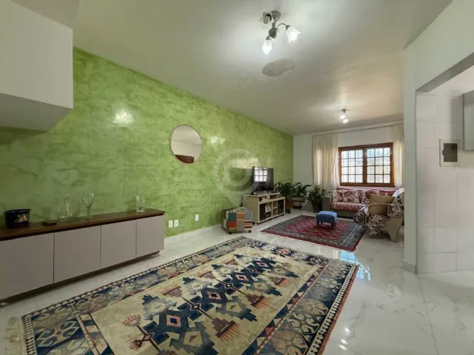 Casa de rua : / Residencial / Jardim Tereza