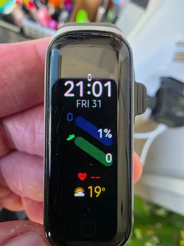 SAMSUNG Galaxy Fit2 c/ band reserva, carregador e cabo