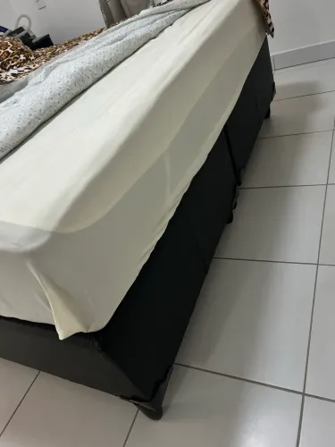 Cama Queen