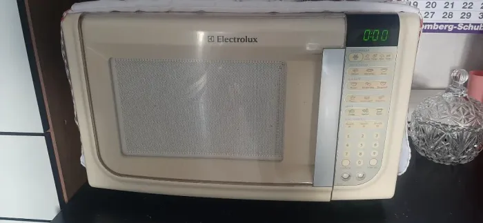 Micro-ondas Electrolux 31L.