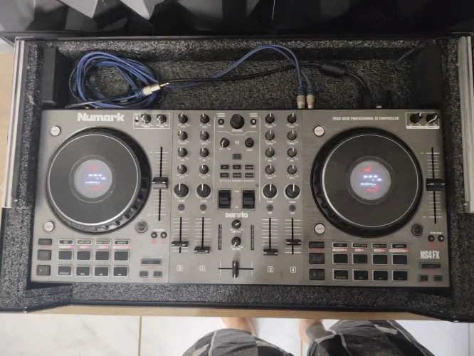 Numark ns4fx ( ddj xdj)