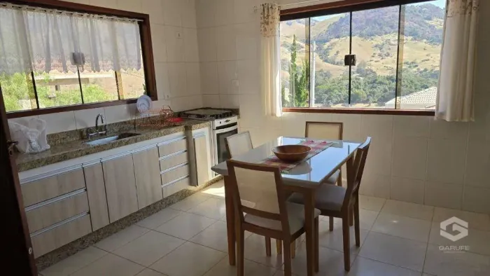 Casa com 3 dormitórios à venda, 214 m² por R$ 800.000,00 - José Veríssimo - Paraisópolis/M