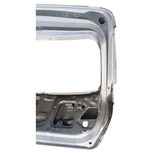 Tampa Traseira Hyundai Hb20 Hacth Recuperado 