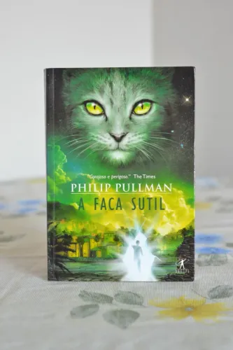 Livro A faca sutil