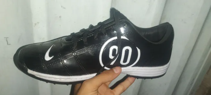 Chuteira Society Nike