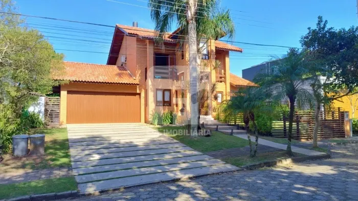 Casa em Condomínio 3 Suítes Porto da Lagoa